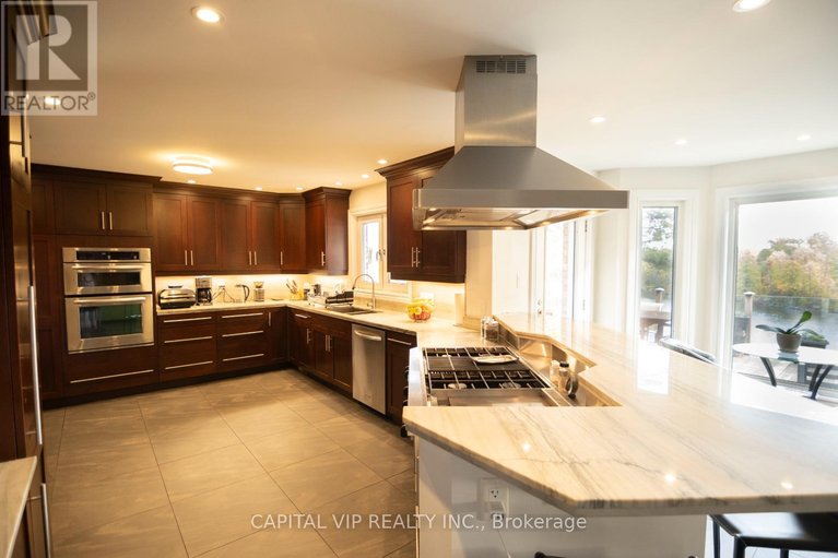 29690220/4-wellsmere-court-e/rideau-heightsrideau-river/ottawa/ontario/K2E8C2_13