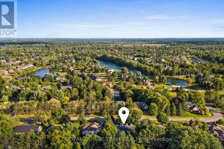28816789/6825-sunset-boulevard/greely/ottawa/ontario/K4P1M6_48