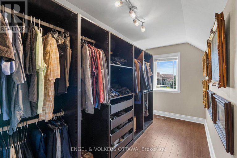 28853852/6163-elkwood-drive/greely/ottawa/ontario/K4P1N1_29