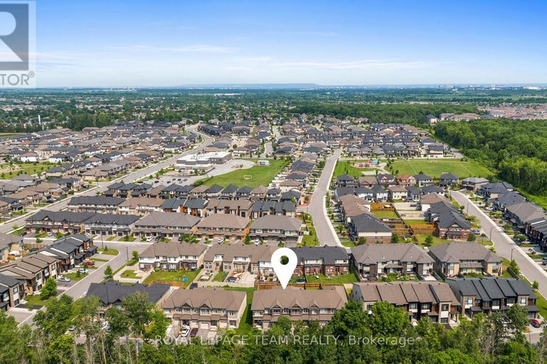 28561490/589-rowers-way/riverside-southgloucester-glen/ottawa/ontario/K1X0C5_47