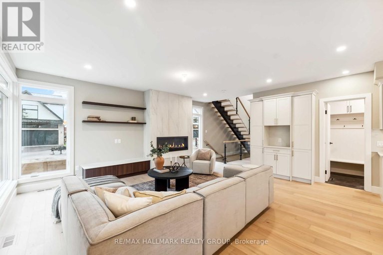 28359552/108-theberge-private/meadowlandsst-claire-gardens/ottawa/ontario/K2G4T1_7