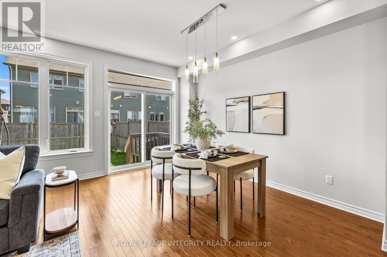 28798693/98-jardiniere-street/remainder-of-stittsville-area/ottawa/ontario/K2S2K2_5