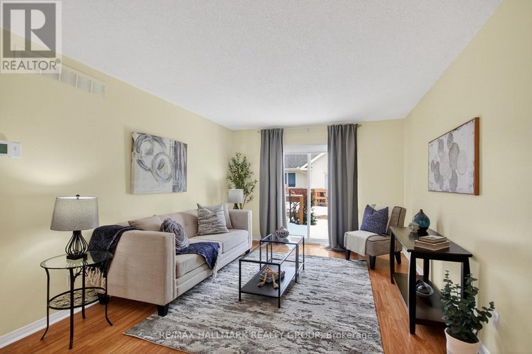 29541086/3-daphne-crescent/stittsville-south/ottawa/ontario/K2S1Y1_17