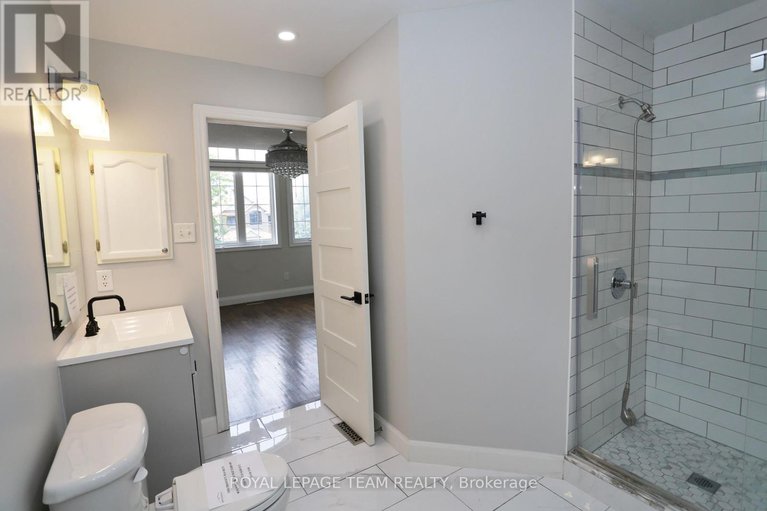 28738556/78-friendly-crescent/stittsville-south/ottawa/ontario/K2S2B5_29