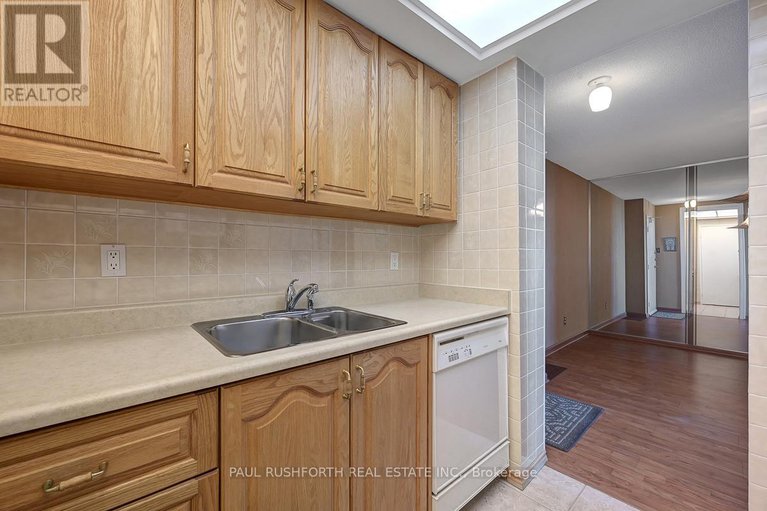 29419876/ph7-555-brittany-drive/viscount-alexander-park/ottawa/ontario/K1K4C5_21