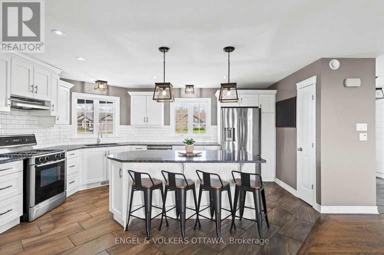 28348542/5567-lombardy-drive/osgoode/ottawa/ontario/K0A2W0_6