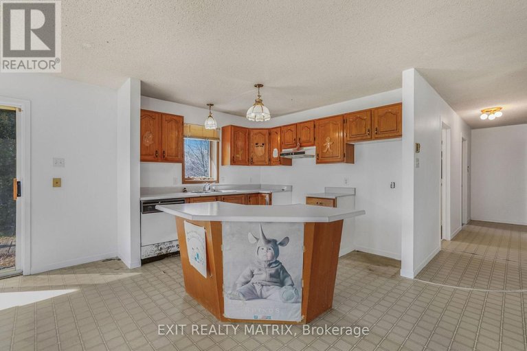 29674349/1630-gourley-road/east-hawkesbury/ontario/K6A2R2_18