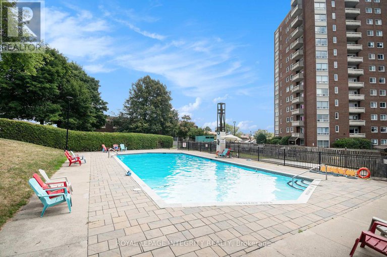 28906106/913j-elmsmere-road/beacon-hill-south/ottawa/ontario/K1J8G4_25