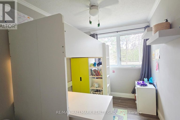 29683864/244-baldwin-street/constance-bay/ottawa/ontario/K0A3M0_16