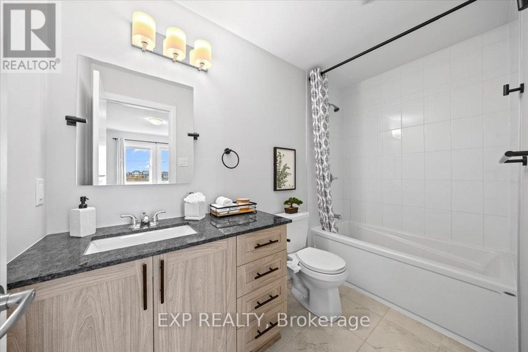 29026864/6347-perth-street/btwn-franktown-rd-fallowfield-rd/ottawa/ontario/K0A2Z0_19