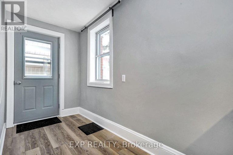 28899221/566-kirkwood-avenue/westborohampton-park/ottawa/ontario/K1Z5X4_32