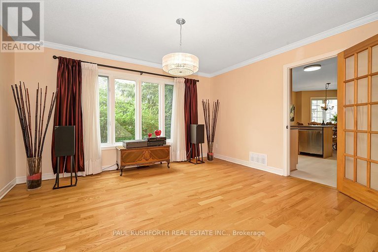28360692/1248-anoka-street/ridgemont/ottawa/ontario/K1V6C6_8