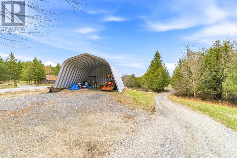 29617709/5195-mcdonalds-corners-road/lanark-highlands-dalhousie-twp/lanark-highlands/ontario/K0G1M0_47