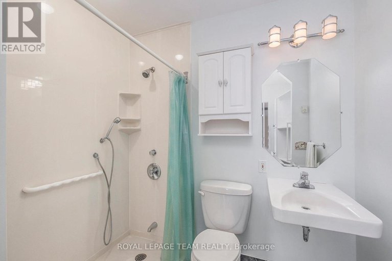 29021048/3d-harness-lane/bridlewood/ottawa/ontario/K2M1E1_20