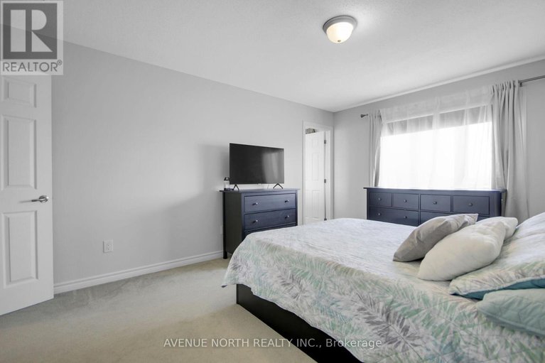 29667358/4772-abbott-street/emerald-meadowstrailwest/ottawa/ontario/K2S1B9_37