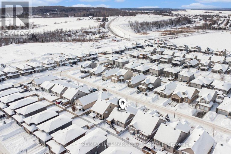 29312325/825-platinum-street/clarencerockland-twp/clarence-rockland/ontario/K4K0J2_44