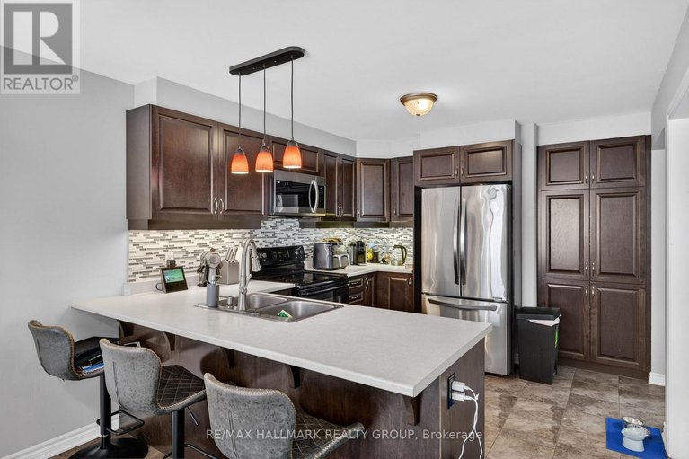 29495852/81-switch-grass-crescent/half-moon-bay/ottawa/ontario/K2J5Z3_8