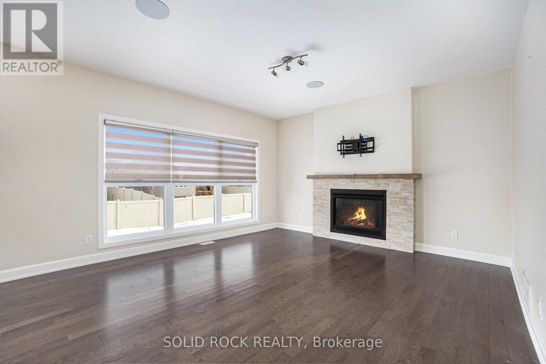 29161778/524-lucent-street/village-of-russell/russell/ontario/K4R0G3_7