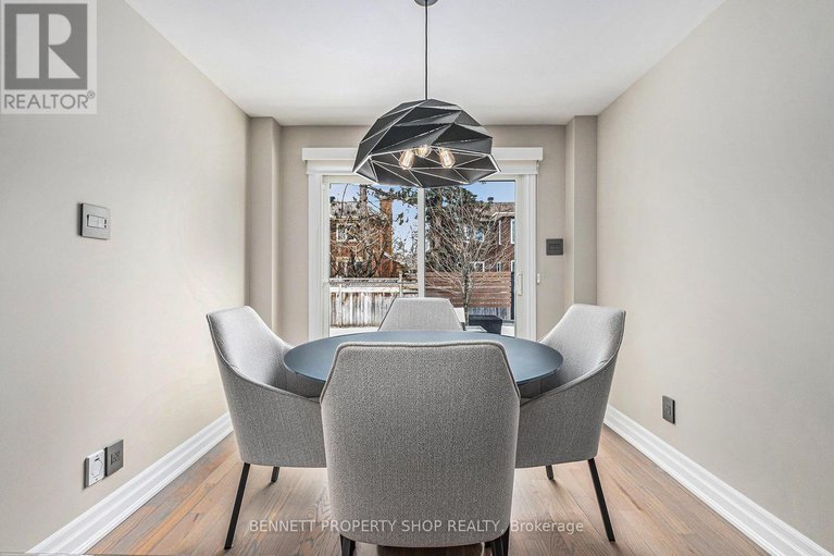28047851/1708-autumn-ridge-drive/chapel-hill/ottawa/ontario/K1C6Y5_8