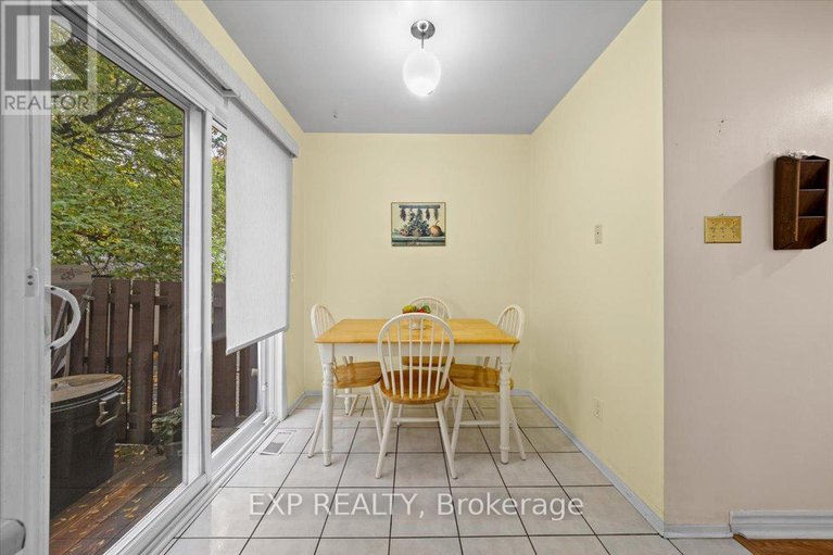 29020622/1971-greenvale-lane/chateauneuf/ottawa/ontario/K1C6E3_13