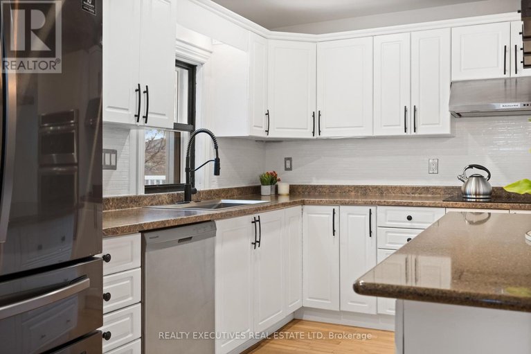 29627788/416-main-street/winchester/north-dundas/ontario/K0C2K0_6