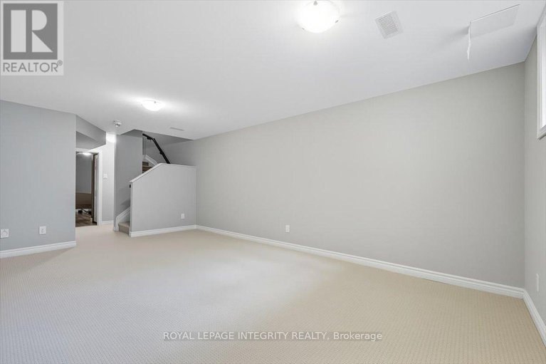28864709/707-des-aubepines-drive/avalon-west/ottawa/ontario/K4A1C1_33