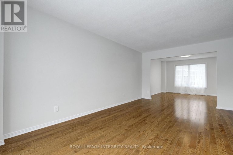 29232171/2177-lenester-avenue/mckellar-heightsglabar-park/ottawa/ontario/K2A4A9_6