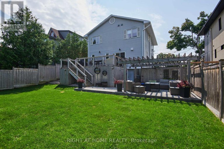 28233635/55-aylen-avenue/woodroffe/ottawa/ontario/K2A3P8_3