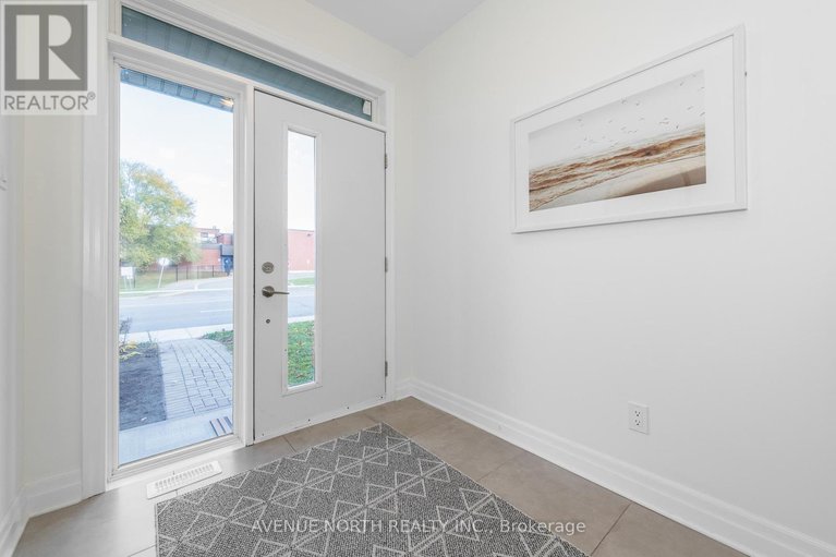 29078193/938-woodroffe-avenue/whitehaven/ottawa/ontario/K2A3R7_4