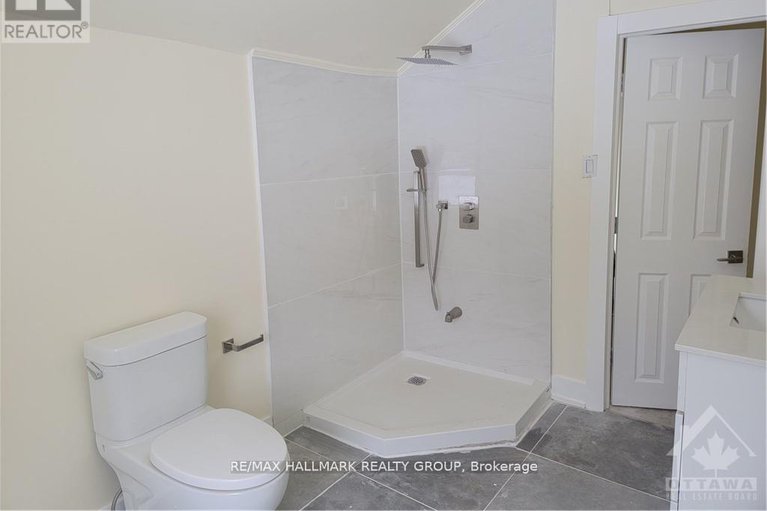 29349956/6434-bank-street/osgoode-twp-north-of-reg-rd-6/ottawa/ontario/K4P1J5_7