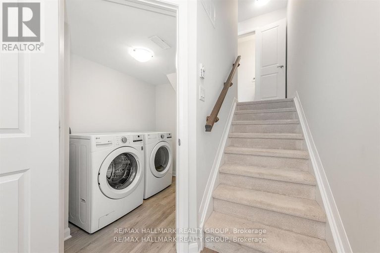 28591919/210-attwell-private/morgans-grantsouth-march/ottawa/ontario/K2K0P6_7