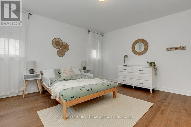 28461424/908-duxbury-lane/riverside-southgloucester-glen/ottawa/ontario/K4M0M3_27
