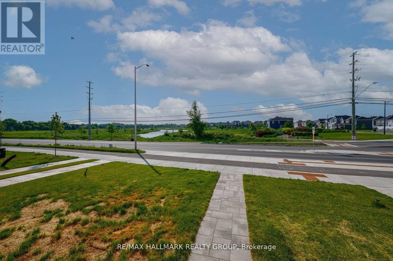28996957/6357-perth-street/btwn-franktown-rd-fallowfield-rd/ottawa/ontario/K0A2Z0_4