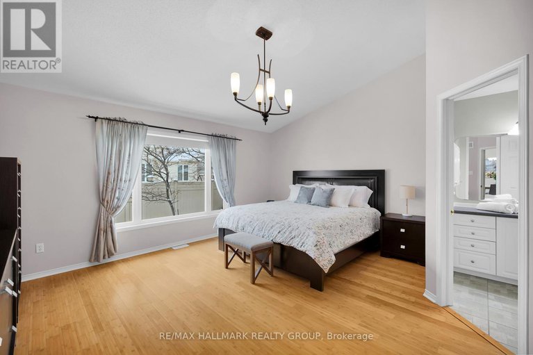 29254437/813-galleria-circle/avalon-east/ottawa/ontario/K4A4Z4_25