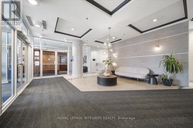 29183418/205-70-landry-street/vanier/ottawa/ontario/K1L0A8_16