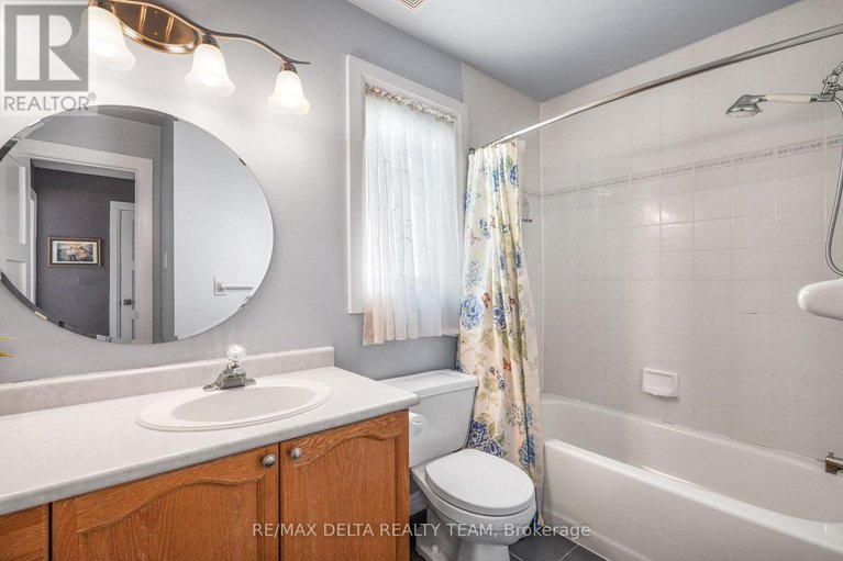 29118051/18-longshire-circle/longfields/ottawa/ontario/K2J4K7_22