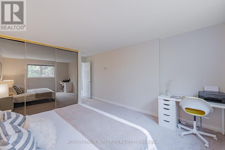 28965141/5-400-fenerty-court/katimavik/ottawa/ontario/K2L3A9_24
