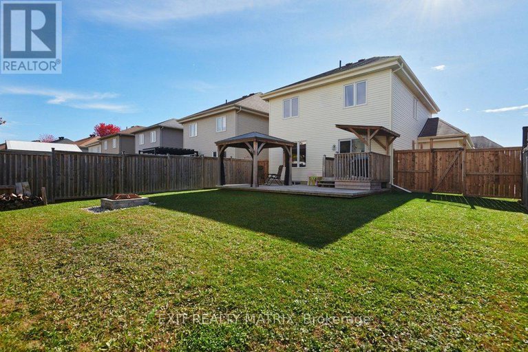 29145148/582-emerald-street/town-of-rockland/clarence-rockland/ontario/K4K0B4_32