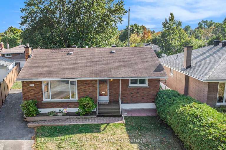 28910018/2061-vincent-street/elmvale-acres/ottawa/ontario/K1G2M8_31