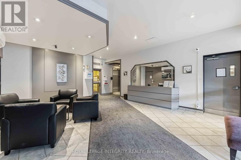 29650529/1506-158-b-mcarthur-avenue/vanier/ottawa/ontario/K1L8C9_3