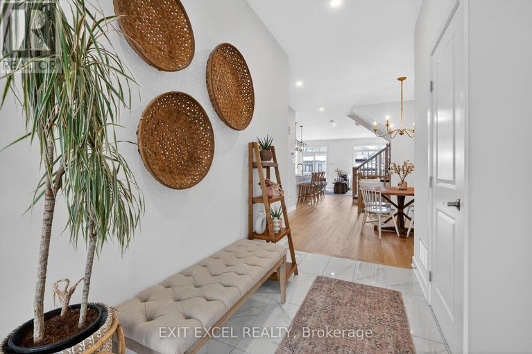 29663651/240-zinnia-way/riverside-southgloucester-glen/ottawa/ontario/K4M0K8_3