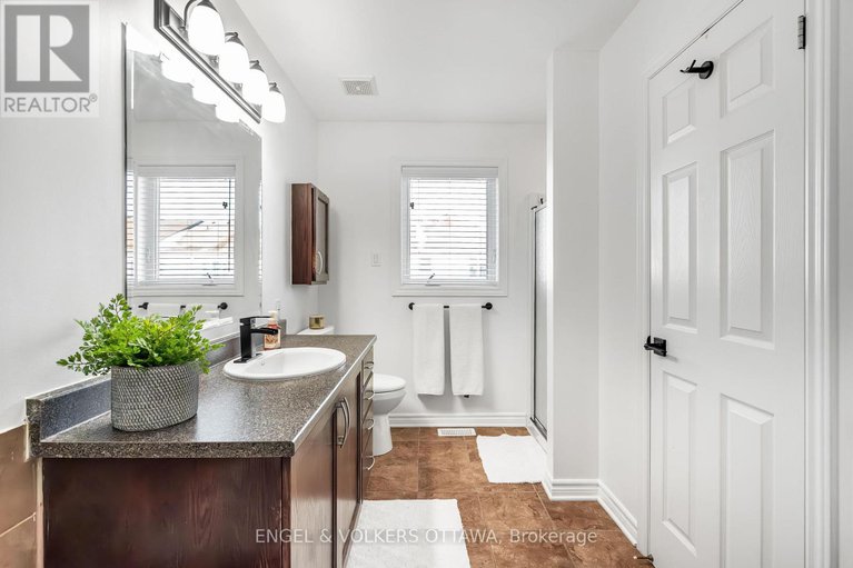 29247647/506-allegro-way/avalon-east/ottawa/ontario/K4A0H6_25