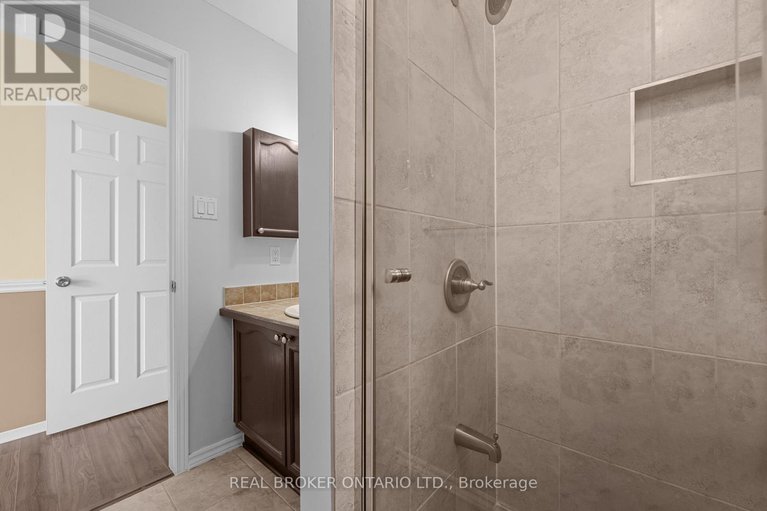 28963282/618-tourelle-drive/fallingbrookgardenway-south/ottawa/ontario/K4A3H4_25