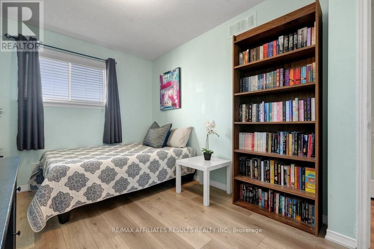 28998618/29-calaveras-avenue/longfields/ottawa/ontario/K2J4Z8_31