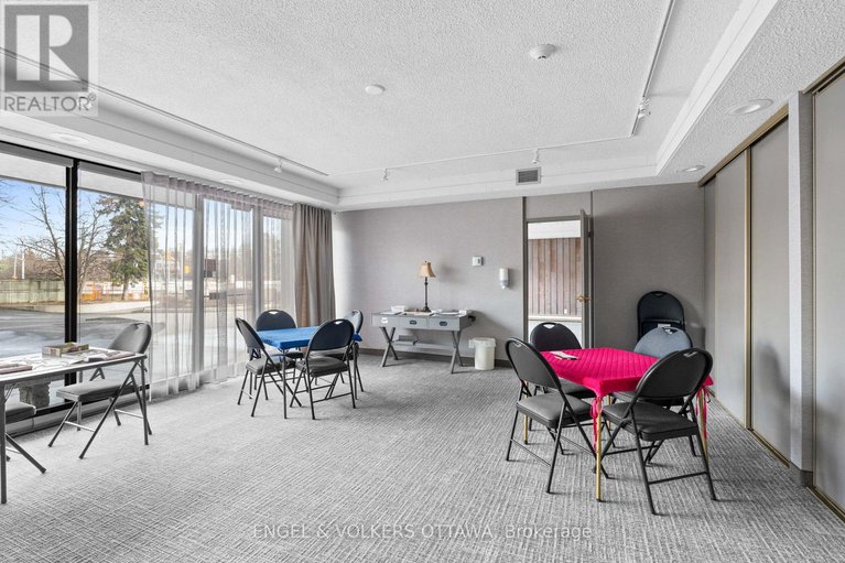 29026239/1007-1195-richmond-road/woodroffe/ottawa/ontario/K2B8E4_37