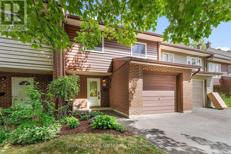 28816941/33-83-glen-park-drive/blackburn-hamlet-south/ottawa/ontario/K1B3Z1_3