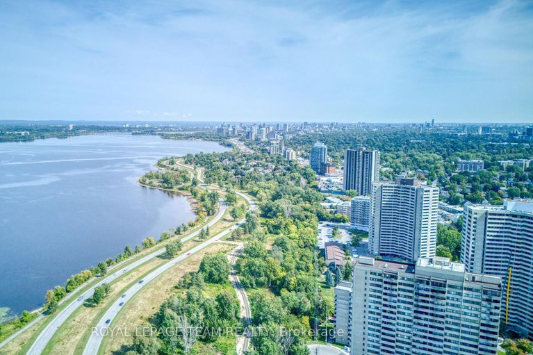 29296783/2006-1195-richmond-road/woodroffe/ottawa/ontario/K2B8E4_2