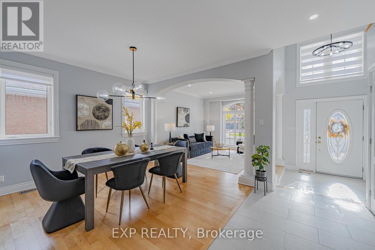 29038372/15-wellsmere-court/rideau-heightsrideau-river/ottawa/ontario/K2E8C2_7