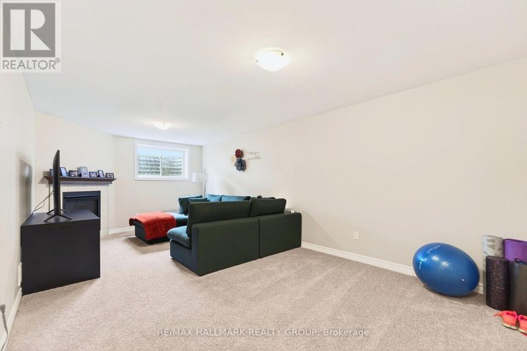 29457178/60-jardiniere-street/remainder-of-stittsville-area/ottawa/ontario/K2S2K2_44