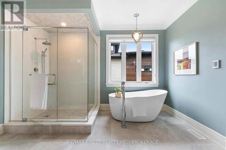 28393818/717-mcmanus-avenue/manotick-village-manotick-estates/ottawa/ontario/K4M0B2_15